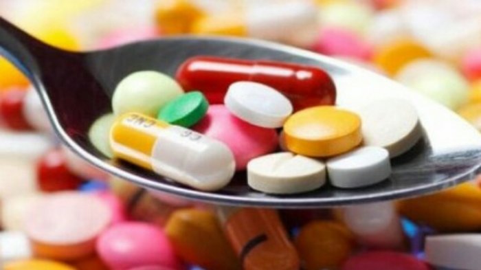 Pemilihan dan penggunaan antibiotik Pemilihan dan penggunaan antibiotik