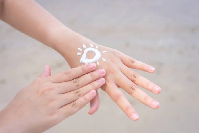 Edukasi penggunaan sunscreen yang benar